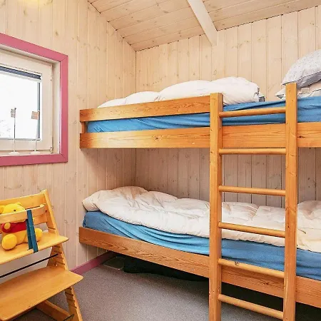Three-bedroom Holiday In Ulfborg 25 *